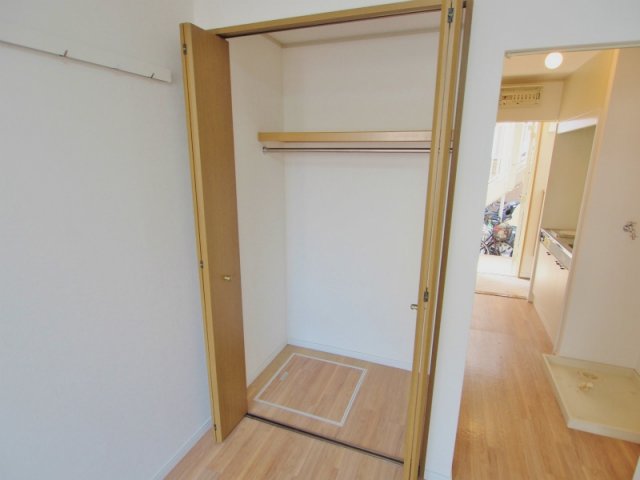 収納　別号室の写真です。参考にご覧ください。