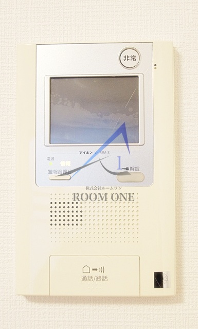 セキュリティ　モニター付きインターホンです。