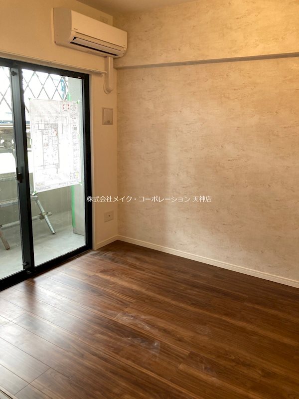 居室・リビング　※入居中の為別部屋写真使用現状優先