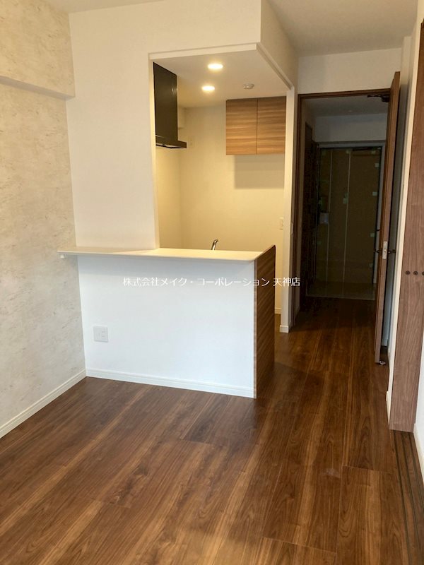 ロビー　※入居中の為別部屋写真使用現状優先