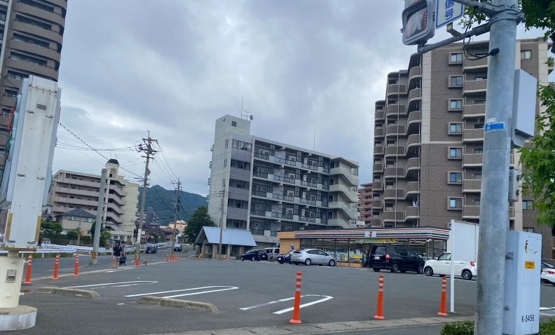 コンビニ　☆セブンイレブン 門司東新町1丁目店（コンビニ）まで490m