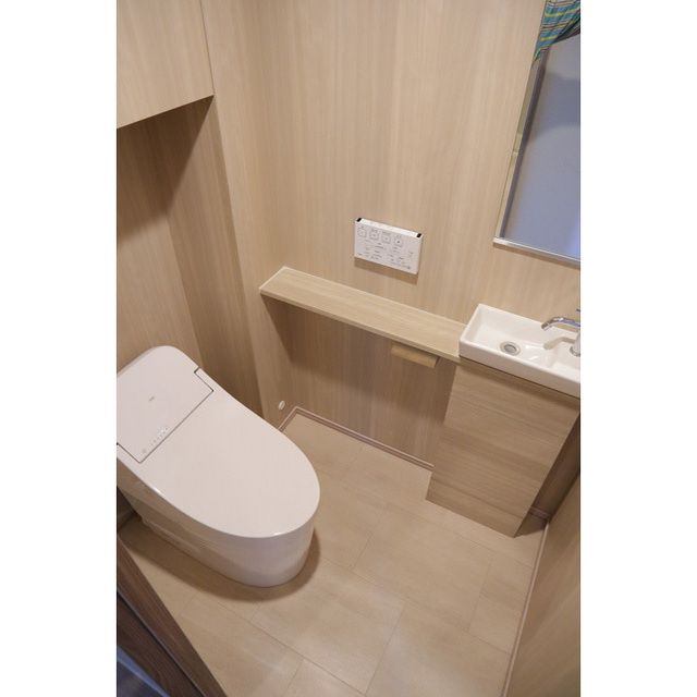 トイレ　トイレもきれいです