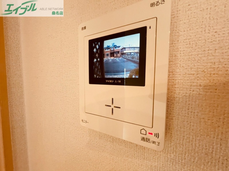 セキュリティ　同型参考写真です