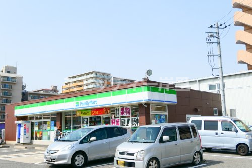 コンビニ　ファミリーマート MYS新北島店（コンビニ）まで167m