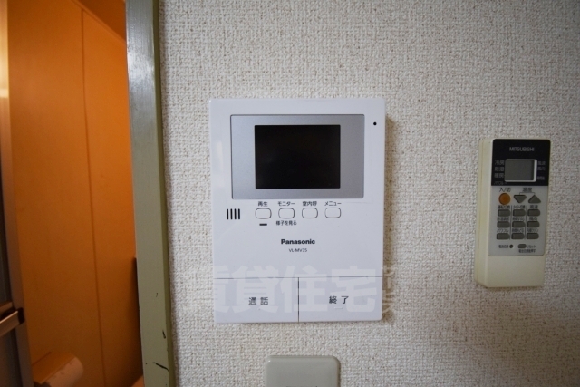 セキュリティ　モニター付きインターホン