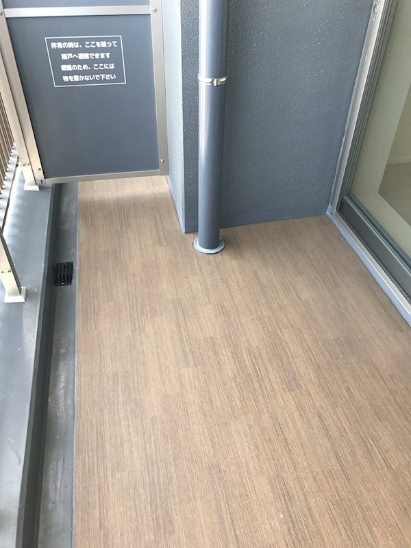 バルコニー