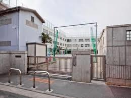小学校　大田区立東蒲小学校（小学校）まで515m