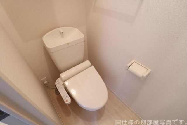 SQUARE光の森駅前のトイレ写真