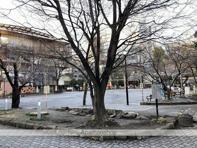 公園　中央区立鉄砲洲児童公園（公園）まで293m