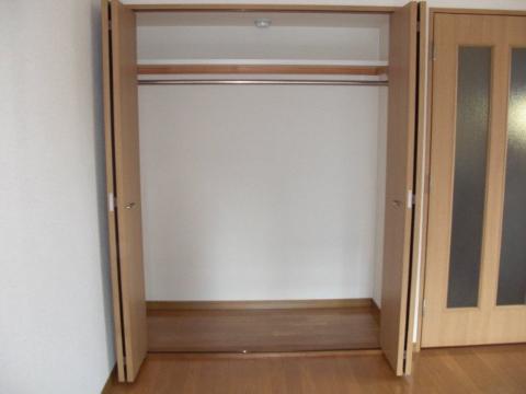 収納　クローゼット