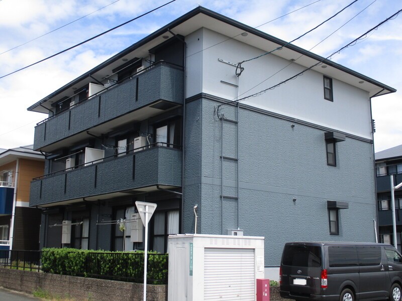 建物外観　落ち着いた雰囲気の外観です