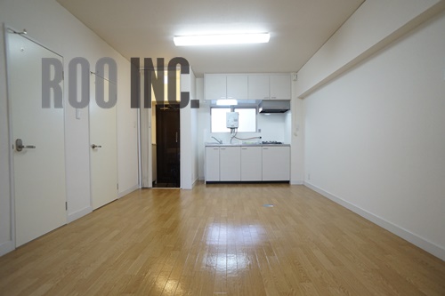 居室・リビング　写真は反転のお部屋です