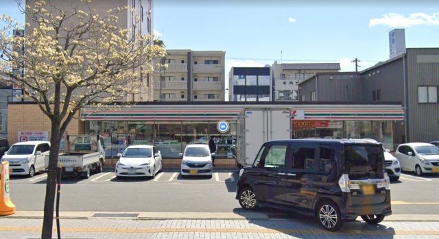 コンビニ　セブンイレブン　姫路安田４丁目店（コンビニ）まで357m