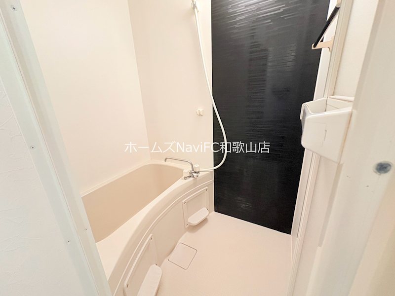 杭ノ瀬戸建ての風呂写真