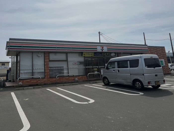 コンビニ　セブンイレブン丸森舘矢間店（コンビニ）まで550m