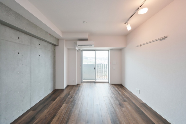 居室・リビング　部屋によって色が変わります。