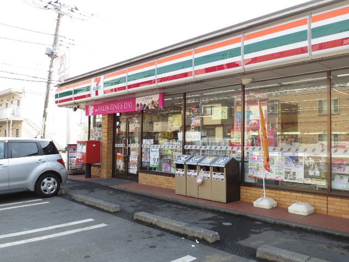 コンビニ　セブンイレブン（コンビニ）まで80m