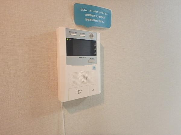 その他設備　防犯対策にもなるモニター付インターホン