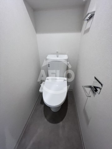トイレ　プレサンスOSAKA東中本エシデル　トイレ