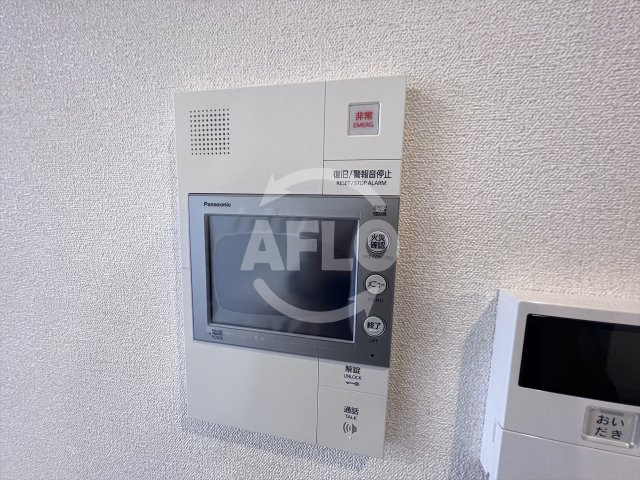 セキュリティ　プレサンスOSAKA東中本エシデル　TV付モニターホン