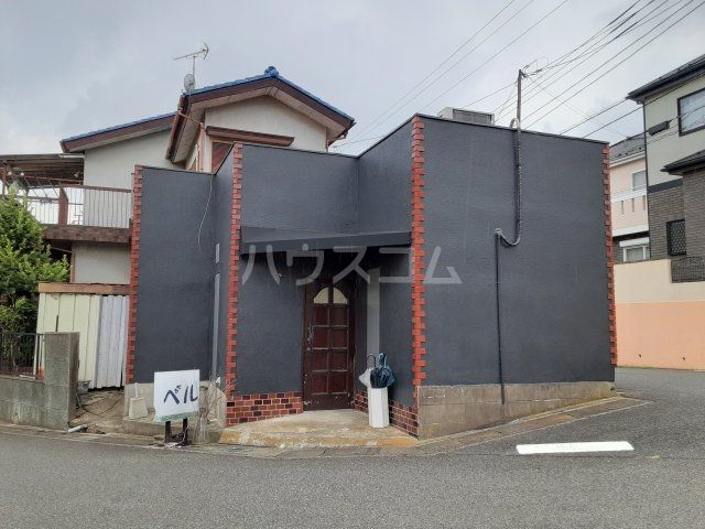 飲食店　ベル（飲食店）まで649m