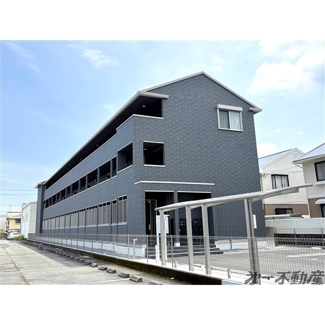 エントランス　建物外観