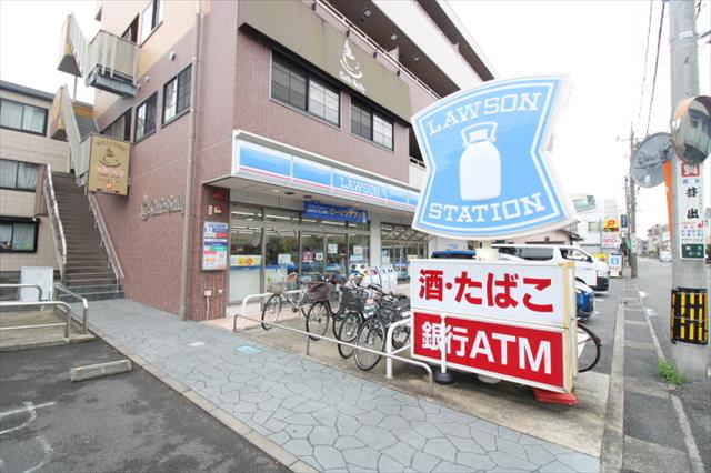 コンビニ　ローソン（コンビニ）まで733m