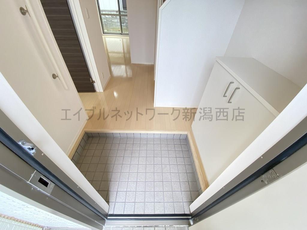 玄関　参考写真