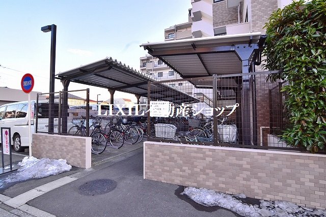 その他共有部分　敷地内駐輪場です。