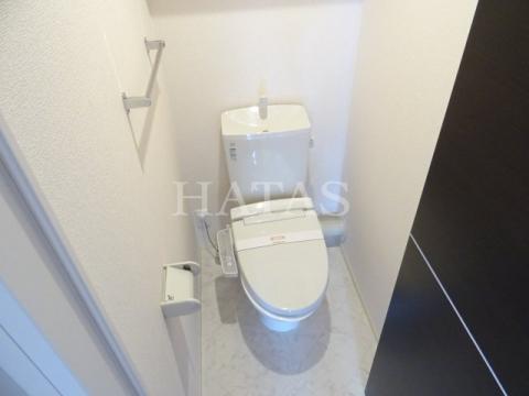 トイレ　同物件別部屋です。