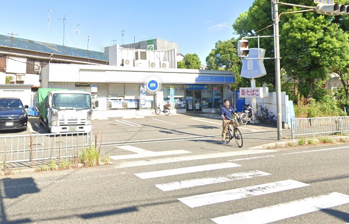 コンビニ　ローソン 尼崎長洲西通二丁目店（コンビニ）まで470m