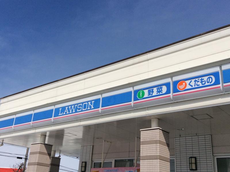 コンビニ　ローソン札幌本郷通四丁目店（コンビニ）まで202m