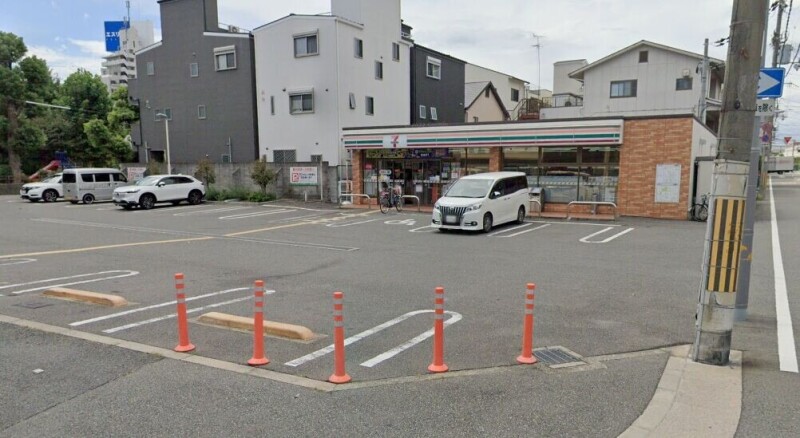 コンビニ　セブンイレブン大阪塚本6丁目店（コンビニ）まで365m