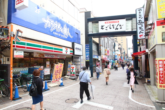 コンビニ　セブンイレブン戸越銀座駅前店（コンビニ）まで263m