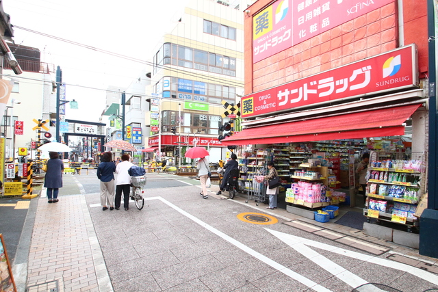 ドラックストア　サンドラッグ戸越銀座駅前店（ドラッグストア）まで271m