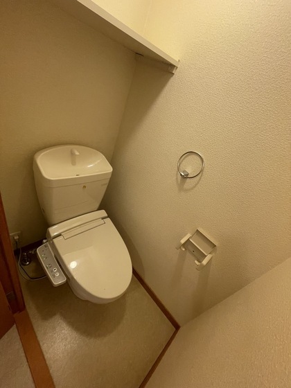 トイレ　※別部屋の写真です