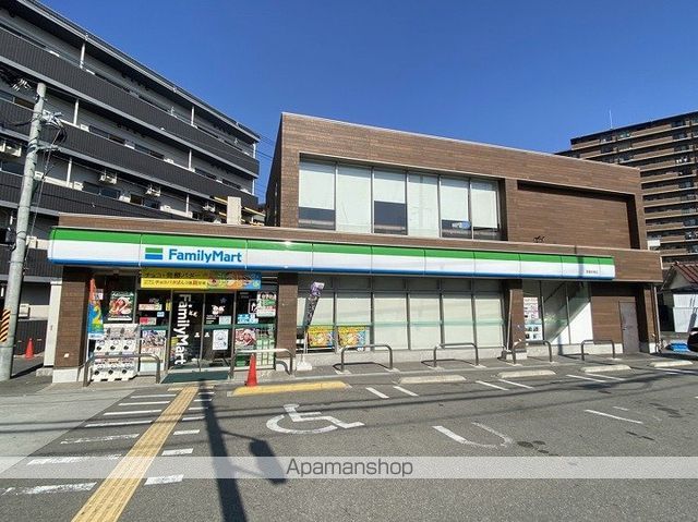 コンビニ　ファミリーマート（コンビニ）まで1615m