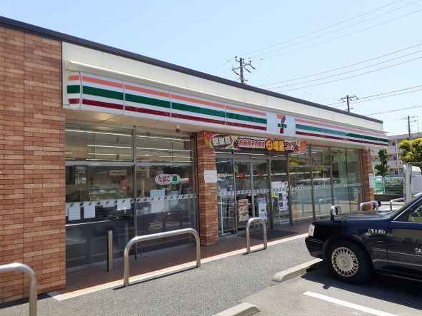 コンビニ　セブンイレブン原木中山駅前店（コンビニ）まで520m