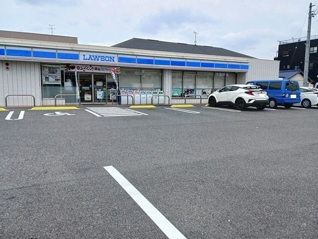コンビニ　ローソン（コンビニ）まで610m