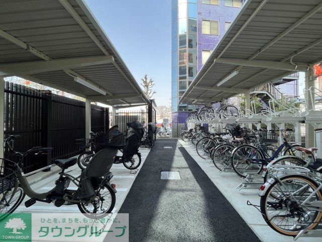 駐車場　駐輪場