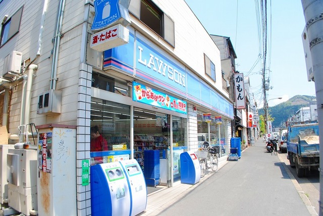 コンビニ　ローソン北白川久保田店（コンビニ）まで277m