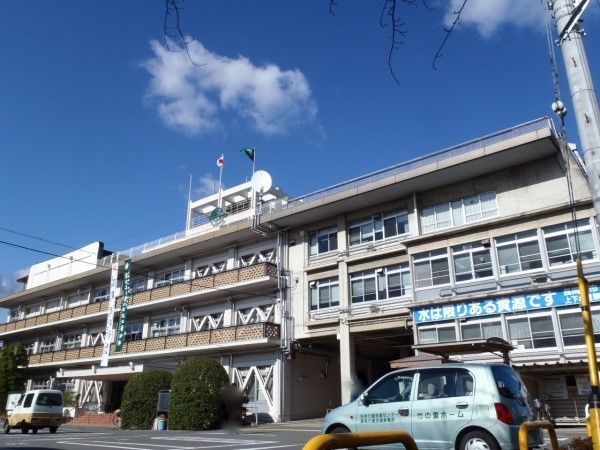 役所　長岡京市役所（役所）まで8290m