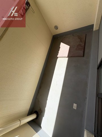 バルコニー　バルコニーからの眺めを楽しみながら食事をしませんか