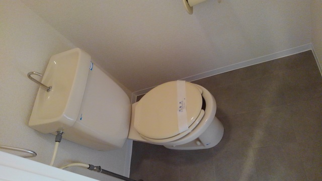 トイレ　※退去予定につき、以前の画像を使用しております