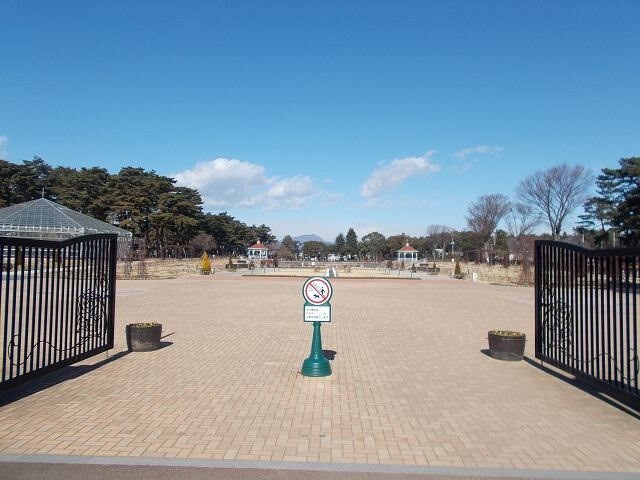 公園　ばら園（公園）まで800m
