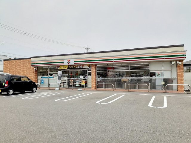 コンビニ　セブンイレブン金沢大額3丁目店（コンビニ）まで241m