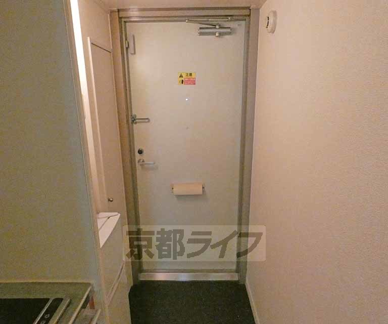 玄関　玄関です。