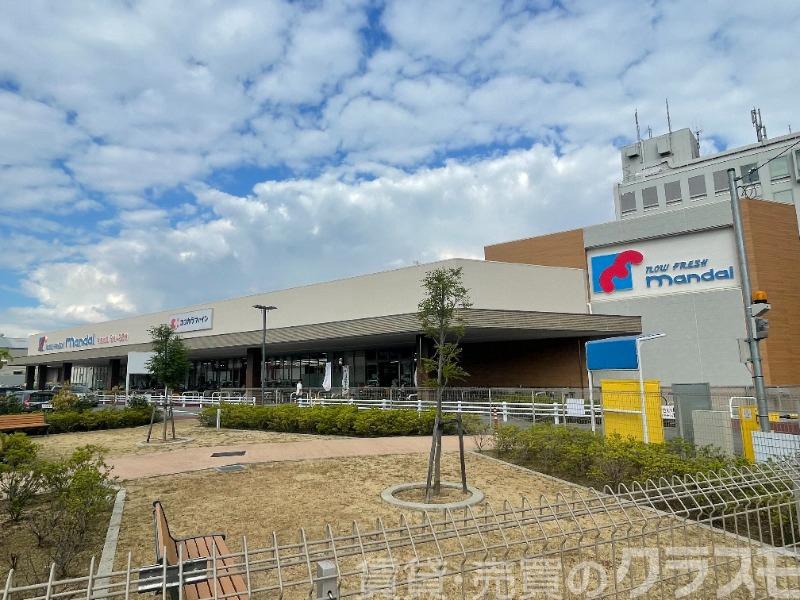 スーパー　万代 なかもず店（スーパー）まで562m