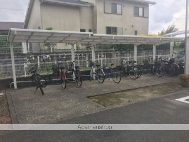 スーパー　マックスバリュ小郡七夕通り店（スーパー）まで819m