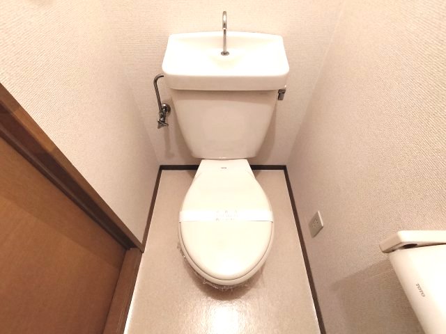トイレ　ジュネス北六甲II（GoodHome）